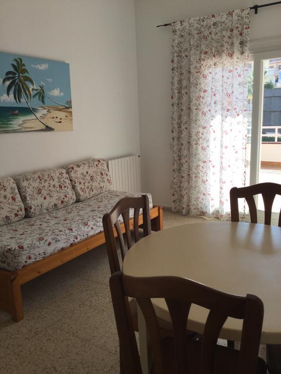 Apartamentos Eva Costa Brava Екстер'єр фото