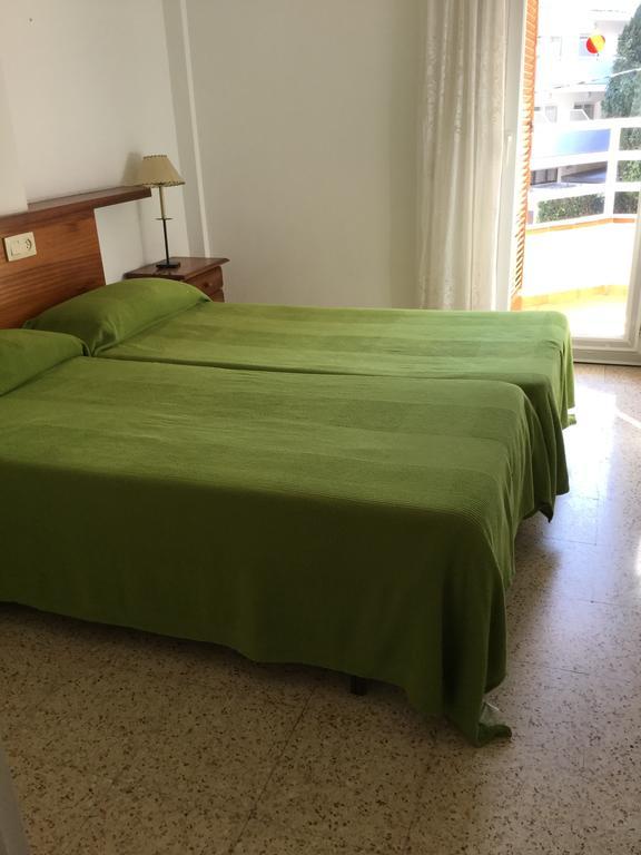 Apartamentos Eva Costa Brava Екстер'єр фото