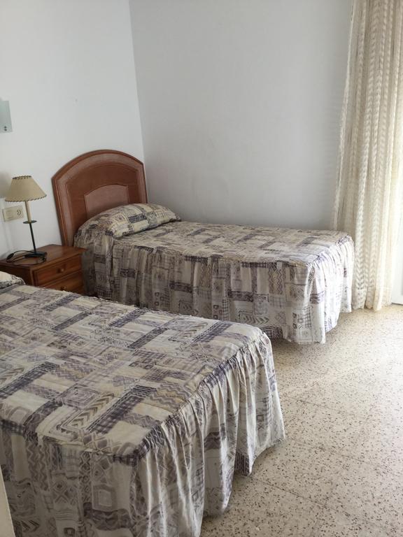 Apartamentos Eva Costa Brava Екстер'єр фото