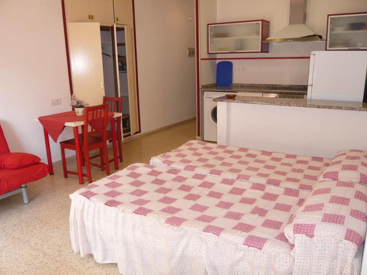 Apartamentos Eva Costa Brava Екстер'єр фото